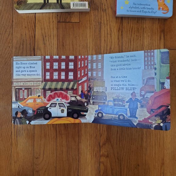 Collection of 4 Children's Board Books - EUC - Picture 4 of 6